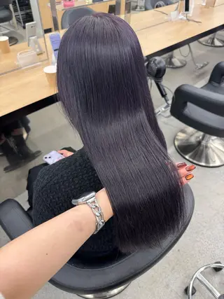 ロング カラー 暗髪🩶ラベンダー/ ブルー/ユウナ🤍のヘアスタイル