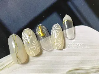 ネイル フルリール 【プライベートサロンのネイルデザイン