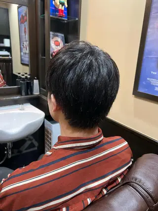 ショート メンズ 猪井 明のヘアスタイル