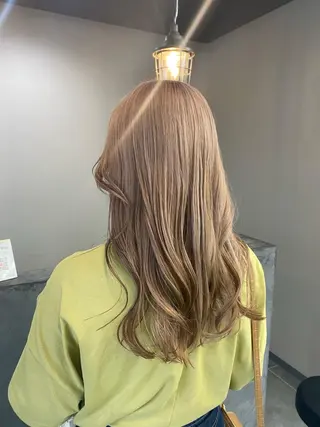 ロング maco 艶感ハイトーン🦋のヘアスタイル