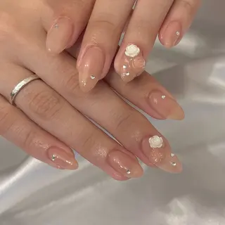 ネイル シュシュ 🎀 girly nailのネイルデザイン