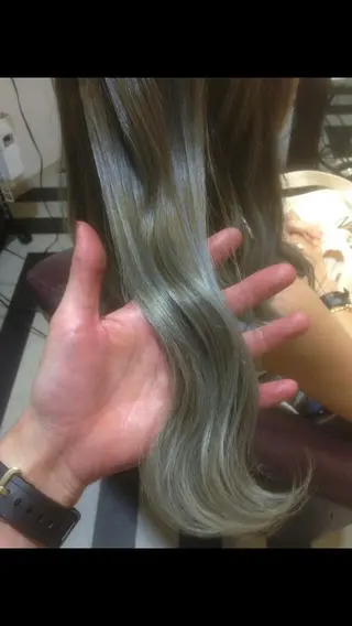 ロング カラー 辻 竜也　のヘアスタイル