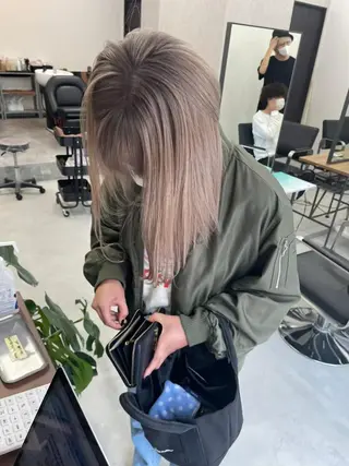 セミロング カラー パーマ ヘアアレンジ ネイル マツエク・マツパ アイブロウ カラー特化サロン大阪 ルービック江坂/新城のヘアスタイル