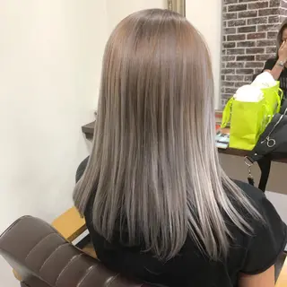 セミロング カラー ヘアアレンジ 江藤 星史のヘアスタイル