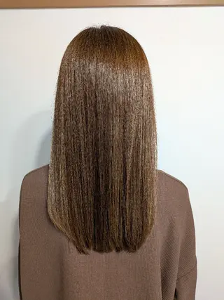 ロング 佐々木あきこ 髪質改善ストレートのヘアスタイル