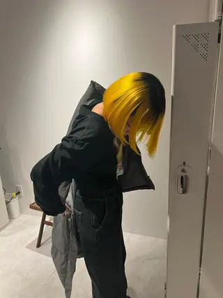 ミディアム カラー io濱川 遥のヘアスタイル