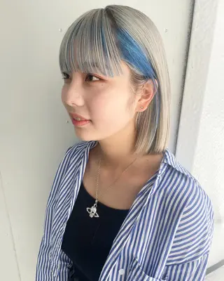 ショート 💜ショート💜 ウルフ、ボブ二色亜美のヘアスタイル