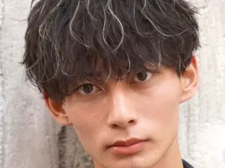 カラー パーマ メンズ fifth park 六反穂 龍介のヘアスタイル