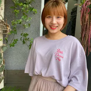 ショート カラー qiie/ワンカラー インナーカラーのヘアスタイル