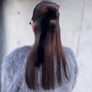 セミロング ヘアアレンジ カジュアルを女っぽく 𝗮𝘆𝗮𝗰𝗼のヘアスタイル