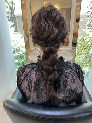 ヘアアレンジ yadori tomoyoのヘアスタイル