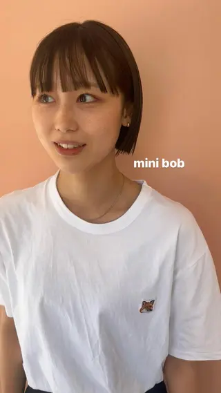 ミディアム 目黒 彩花のヘアスタイル