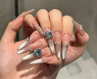 ネイル D-BEAUTY Nailsalonのネイルデザイン