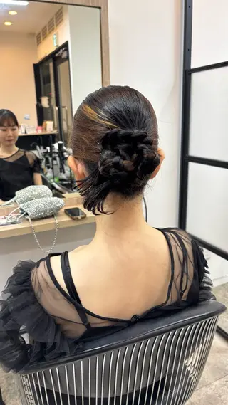 ミディアム ヘアアレンジ 大阪／ハイトーン ／アレンジ／りなのヘアスタイル