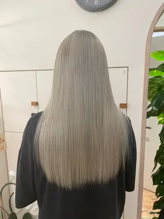 ミディアム カラー ブリーチ👩🦳/ ✂︎MANAMIのヘアスタイル