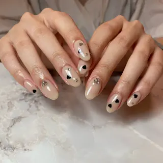 ネイル Ami 🦥のネイルデザイン