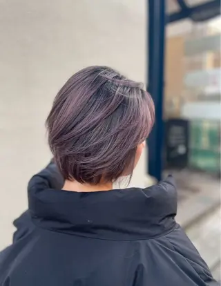 カラー Kana .のヘアスタイル