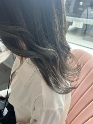 ミディアム ayumi ／透明感カラーのヘアスタイル