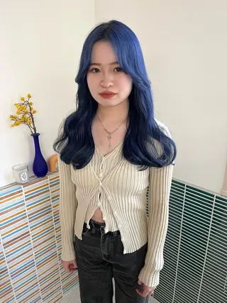 セミロング カラー 🩷ハイトーン透明感 レイヤー🩷ユリカのヘアスタイル