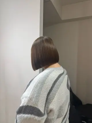 ショート カラー newi remi🖤のヘアスタイル