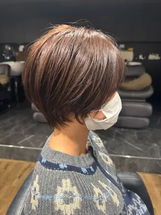 ショート クローバー八木店所属・白髪ぼかし/ショート 福原ないとのヘアスタイル
