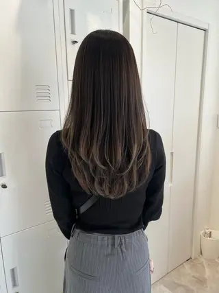 ロング カラー 黒阪 なみのヘアスタイル