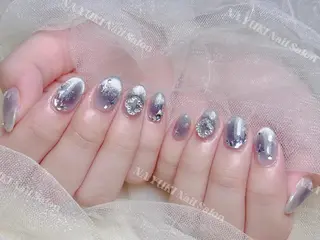 マツエク・マツパ Queenie 🦋のネイルデザイン