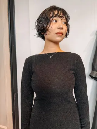 ショート KEI パーマ/レイヤーのヘアスタイル