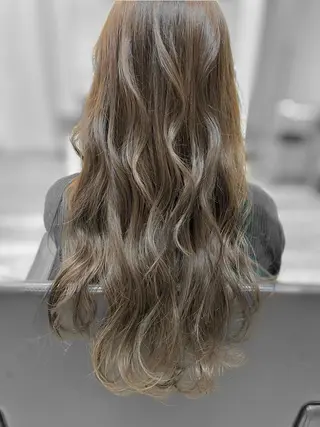 ロング 鈴木遥幾 艶髪特化美容師のヘアスタイル