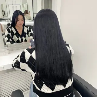ロング カラー 韓国風グレージュ 🤍たくみ🤍のヘアスタイル