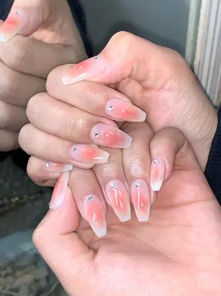 ネイル さゆり￤推しキャラ ￤ロングネイル🩷のネイルデザイン