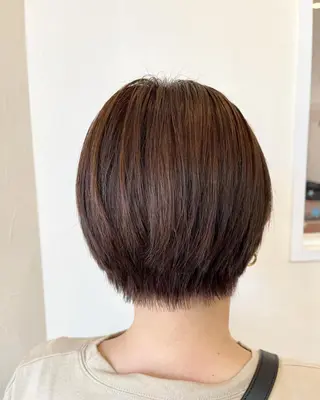 ショート カラー justbeauty CiNQのヘアスタイル