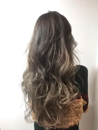 ロング カラー ヘアアレンジ ✨ハイクオリティ✨ 山本香也のヘアスタイル