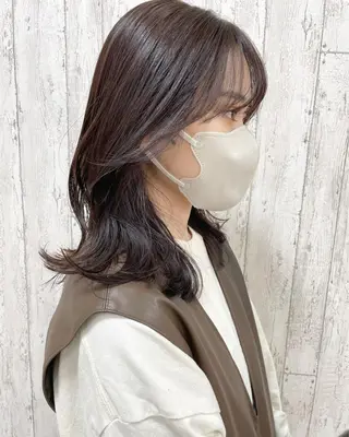 ミディアム カラー 立川 奈那子のヘアスタイル