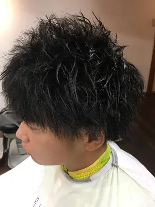 ショート パーマ 向井 優汰のヘアスタイル