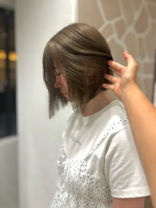 カラー 🎀透明感/レイヤ ー/Kotona🎀のヘアスタイル