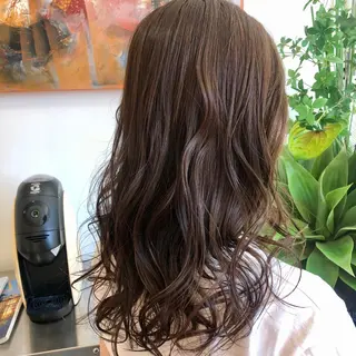 ロング 鶴﨑 美優亜のヘアスタイル