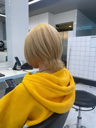 ショート カラー 【美髪矯正/絹髪】 🎀hinano🎀のヘアスタイル