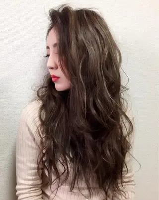ロング 大月 優汰のヘアスタイル
