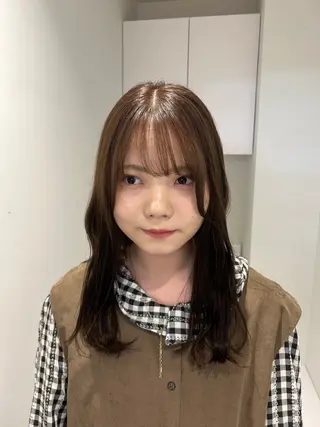 ミディアム ハルカ 透明感カラー 美髪縮毛矯正🥣のヘアスタイル