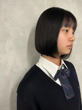 ミディアム anon Loemのヘアスタイル