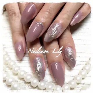 ネイル Lily*nail 🌻Mii🌻のネイルデザイン