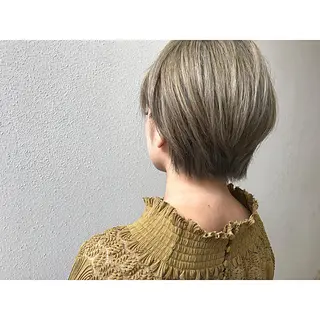 ショート カラー 荒木 拓也のヘアスタイル