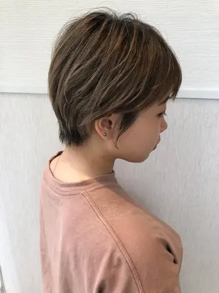 ショート 三鷹で1番ショート ボブをカットする新谷のヘアスタイル