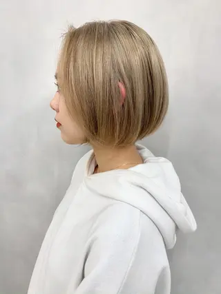 ショート カラー ハイトーン特化サロン 代表　中谷蓮のヘアスタイル