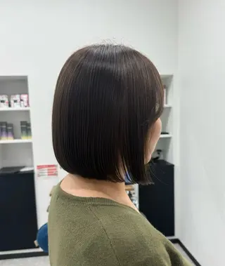ショート カラー 𝘀𝗮𝗲 ⑅*/ 艶髪/ショートボブのヘアスタイル