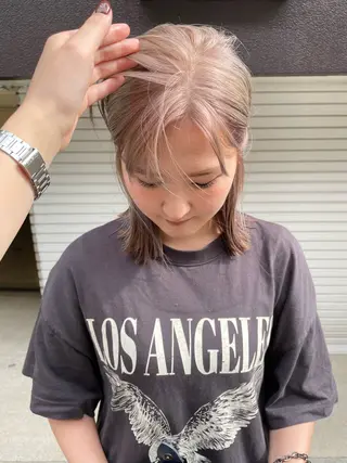 ミディアム カラー オカモト ミユウのヘアスタイル