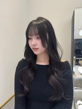 ロング カラー costes 今井芽依のヘアスタイル