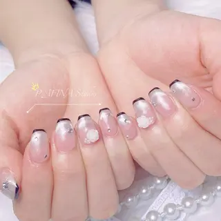 ネイル 桃香 Minaのネイルデザイン