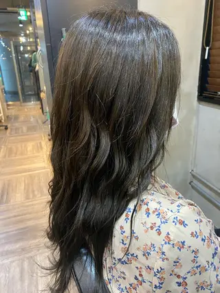 セミロング カラー 宍倉 輝信のヘアスタイル